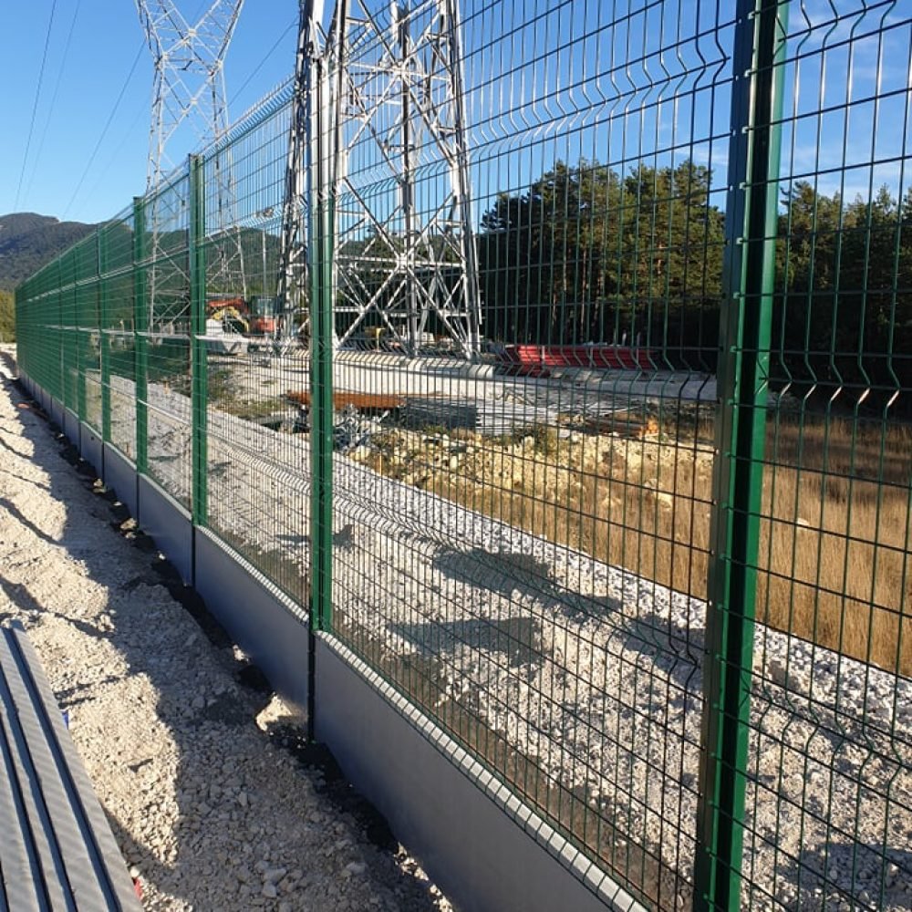 121445934_259805618748980_2653682334276346974_n